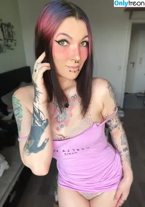 Missmackymeow / ilovebitterlife nude photo #0147