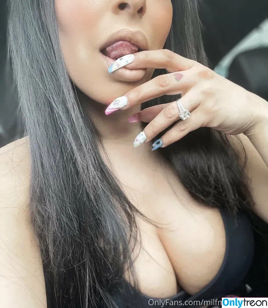 missmeenaofficial nude photo #0024 (missmeenaofficial)
