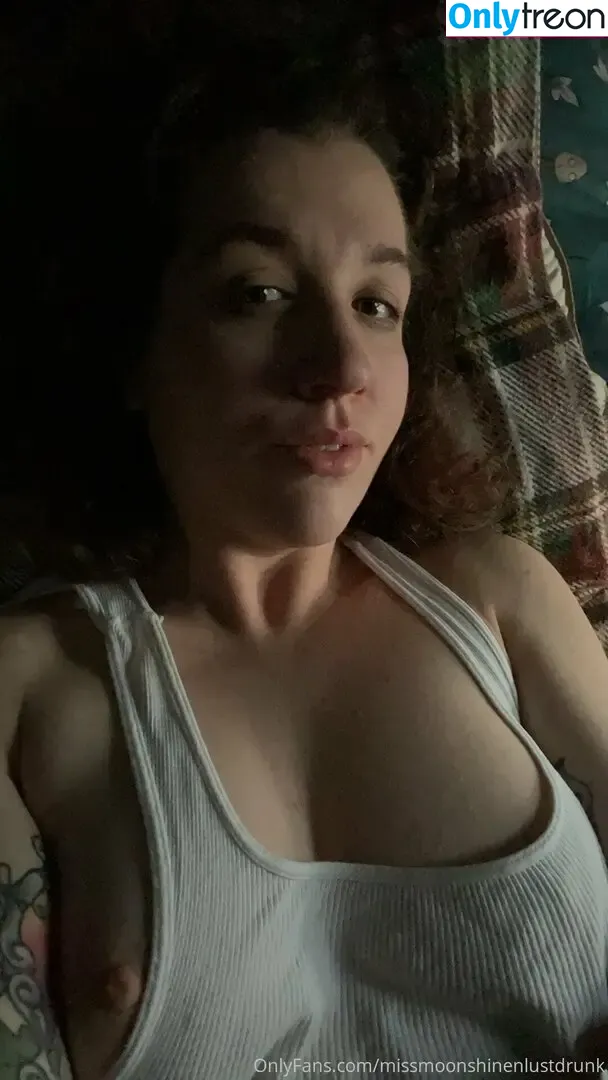 missmoonshineld nude photo #0037 (missmoonshinecollections)
