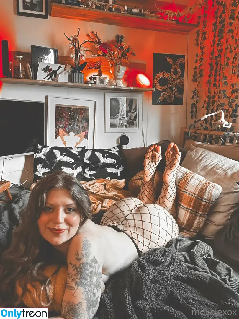 MissMousieMouse nude photo #0007 (Mousie / Yogscast / _mousie_mouse)