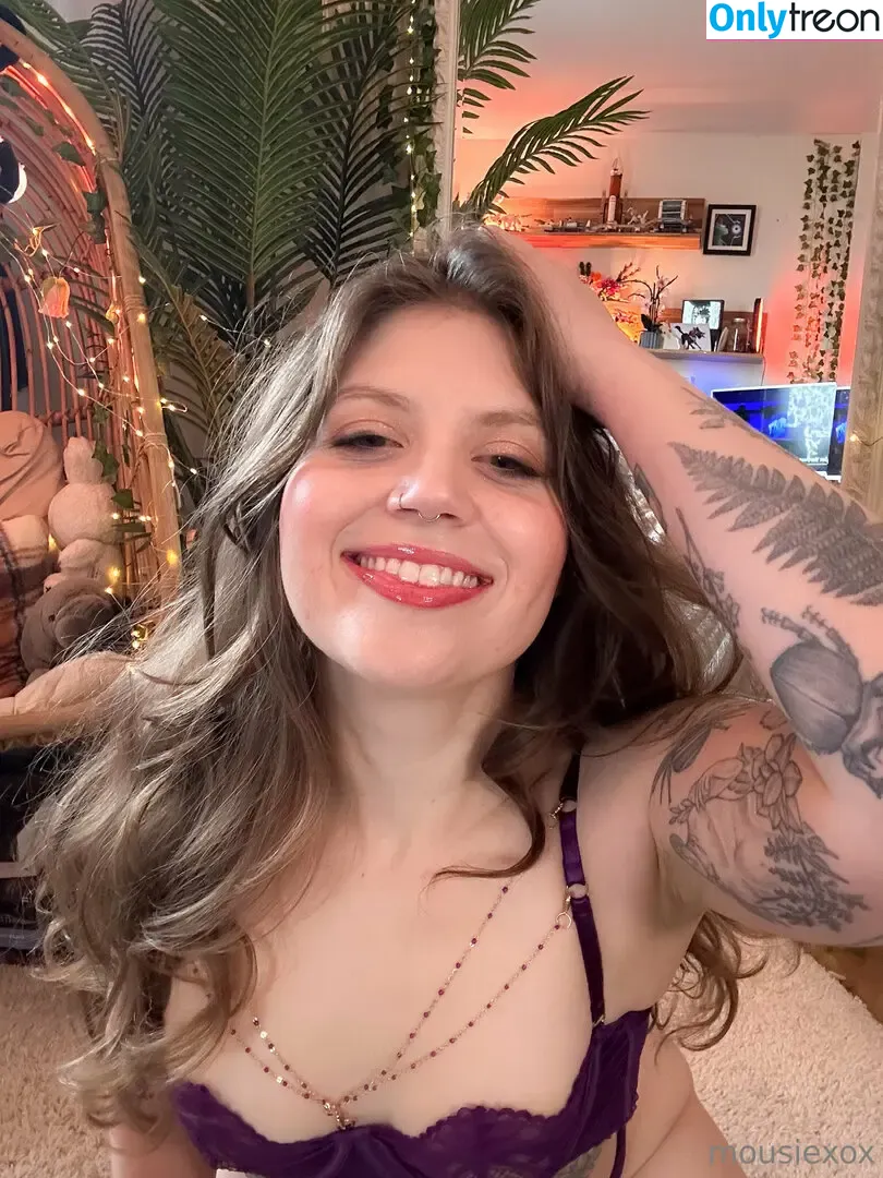 MissMousieMouse nude photo #0094 (Mousie / Yogscast / _mousie_mouse)