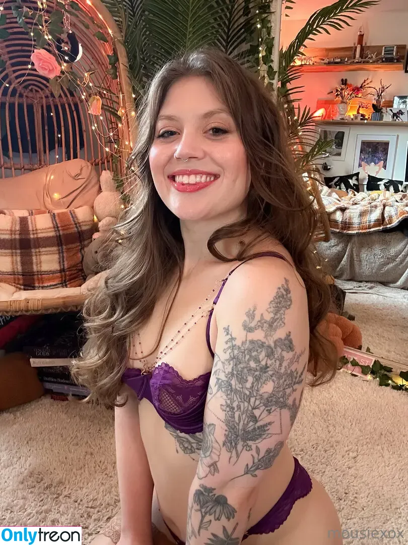 MissMousieMouse nude photo #0113 (Mousie / Yogscast / _mousie_mouse)