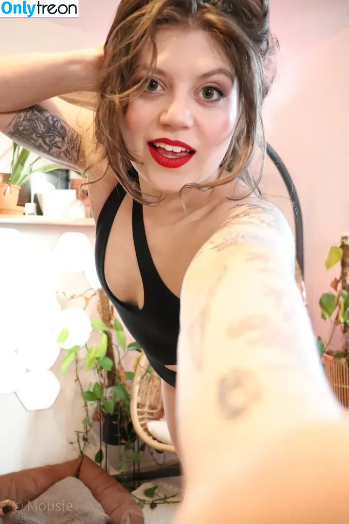 MissMousieMouse nude photo #0326 (Mousie / Yogscast / _mousie_mouse)