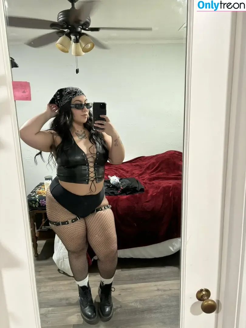 missnalgonadtx nude photo #0168 (i_amtherealm_ed)