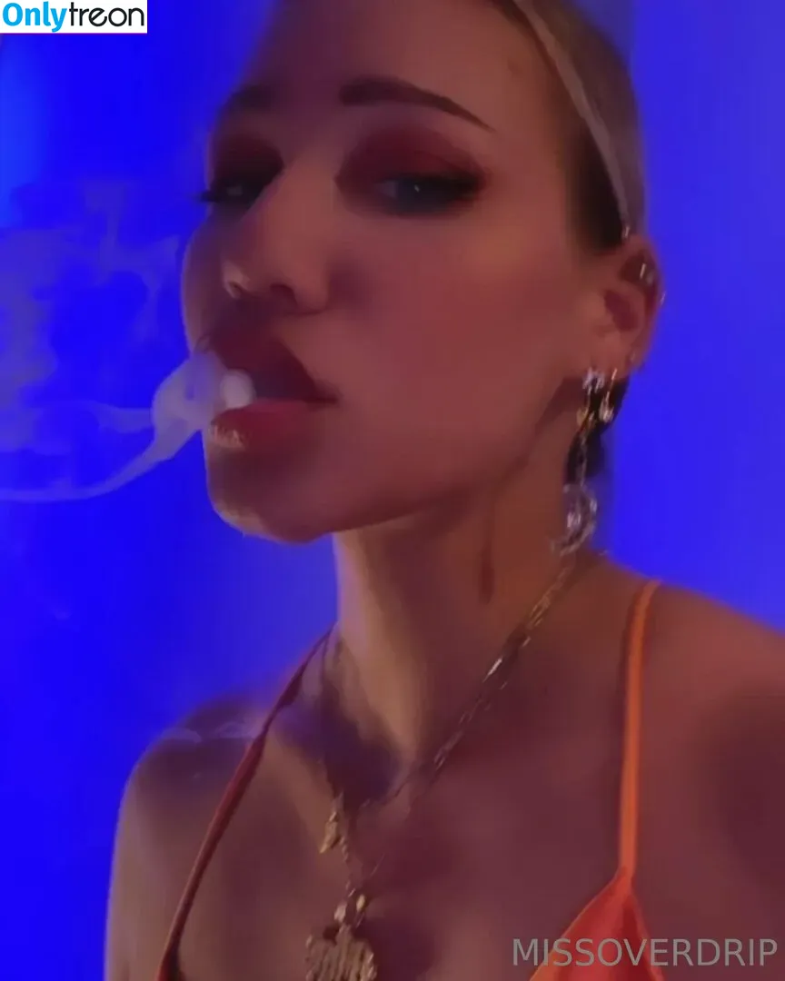 missoverdrip nude photo #0006 (missoverdrip)