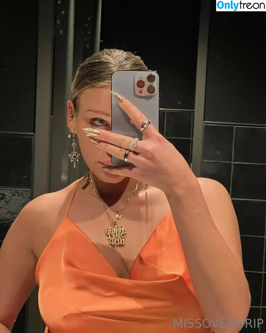 missoverdrip nude photo #0009 (missoverdrip)