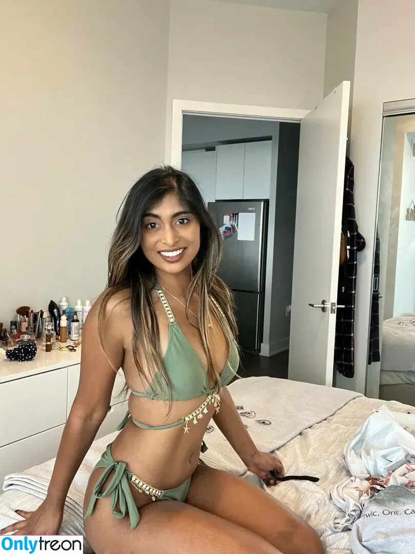 missrinaroxx nude photo #0015 (lifewithrina101)