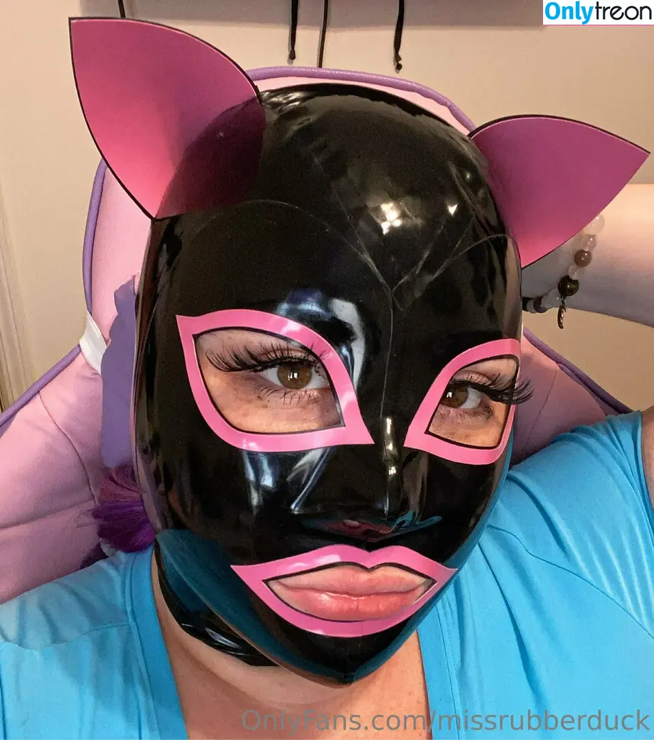 missrubberduck голая photo #0015 (missrubberduck)