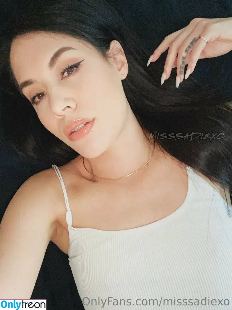 misssadiexo nude photo #0016 (misssadiexo)