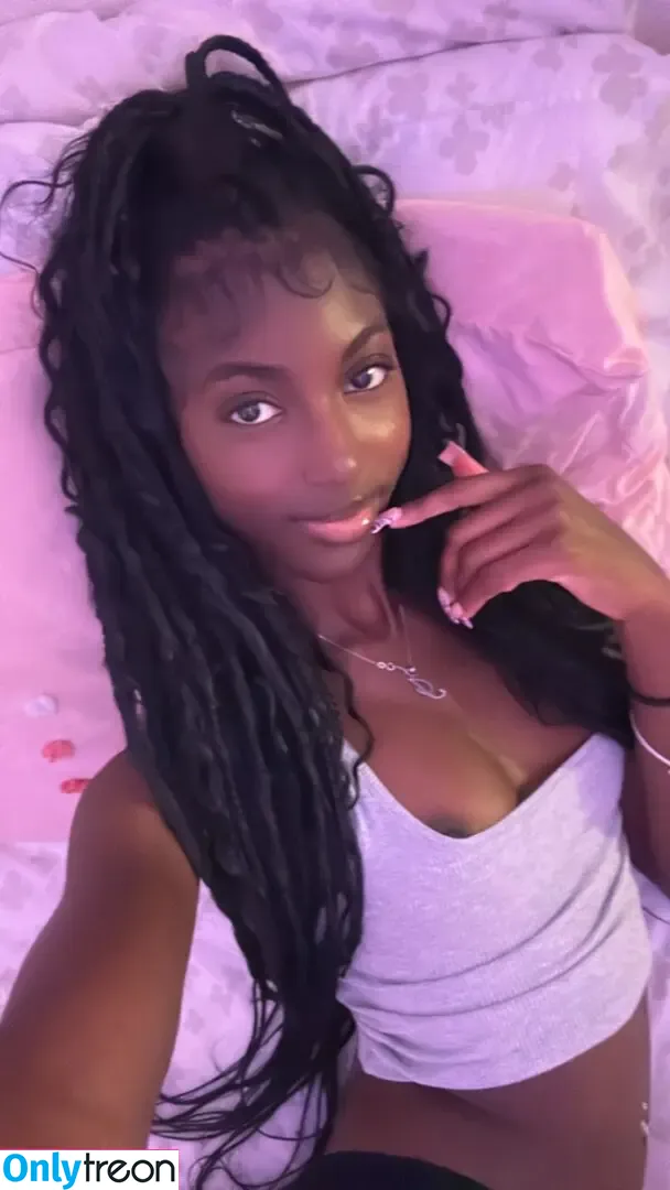 Misssexypisces голая photo #0003 (missprincesskay / misssexyypisces / thetayburgos)