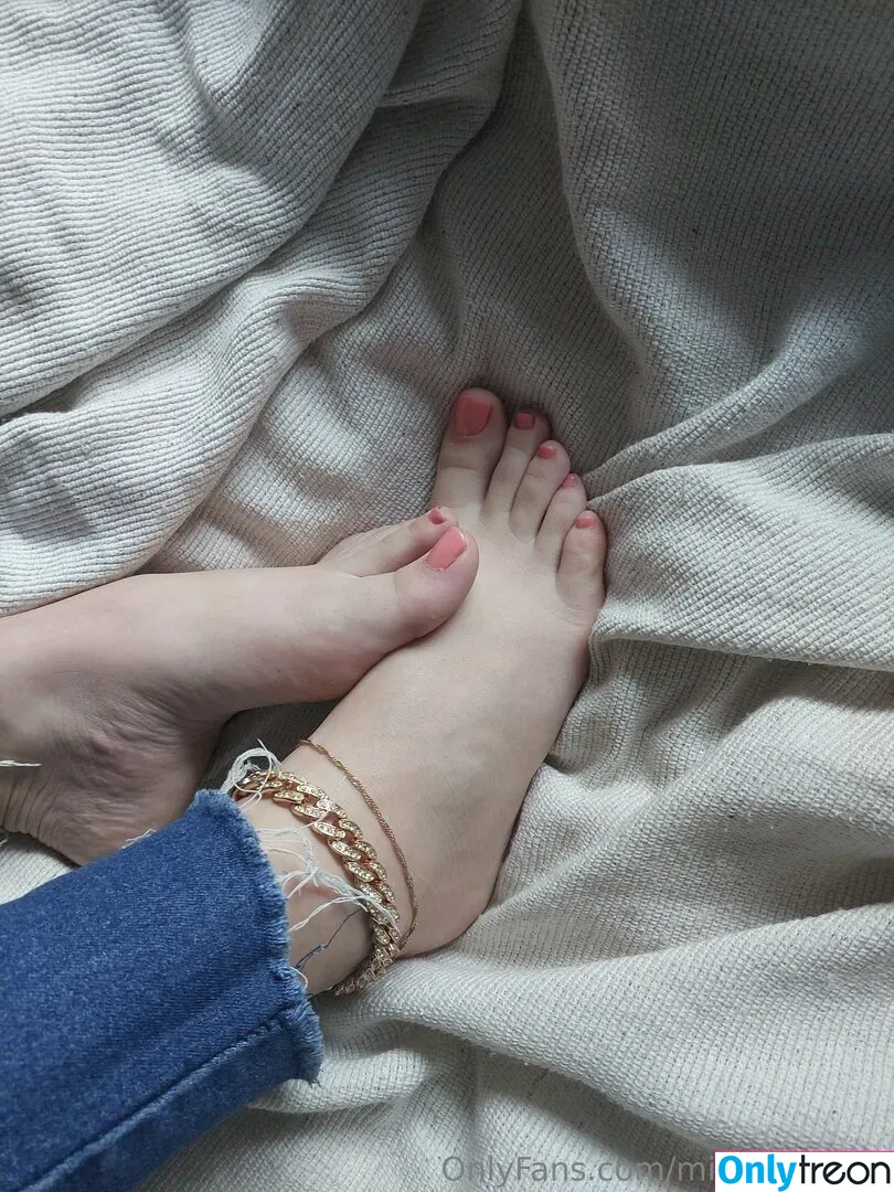 misstinyfeets голая photo #0029 (miss.tinyfeet)