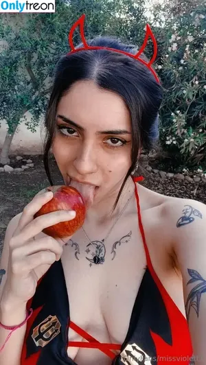 missviolettxxx / missviolet13 nude photo #0046