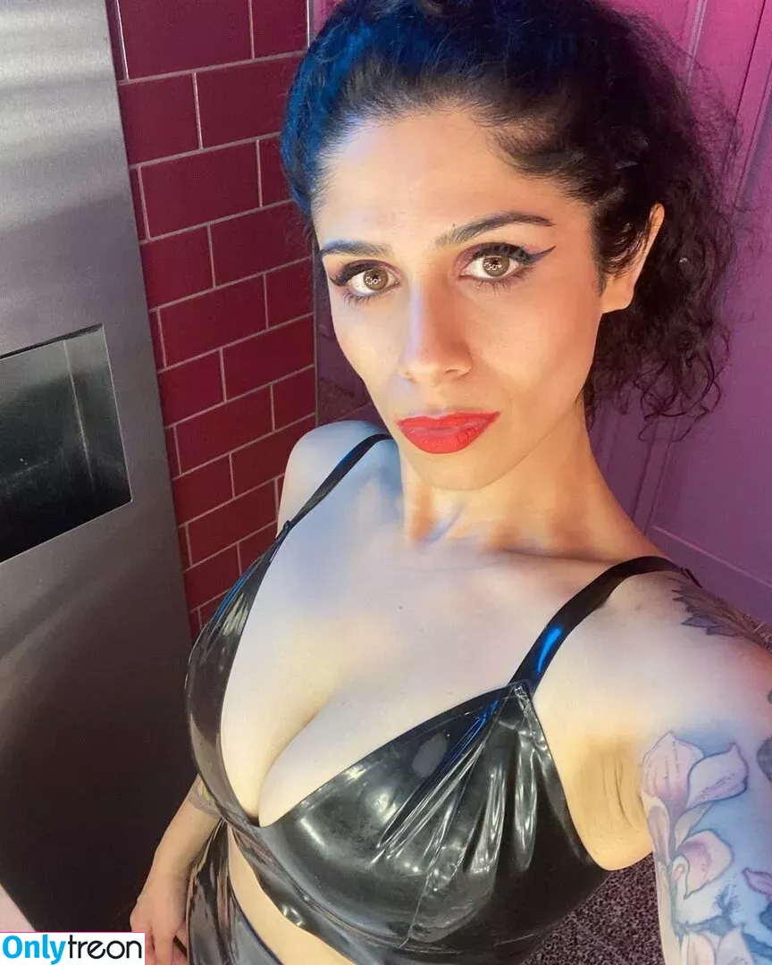 Mistress Sophia Sahara nude photo #0051 (Sophia Sahara / mistresssophiasahara / mssophiasahara / sophiasahara / sophiasaharafree)