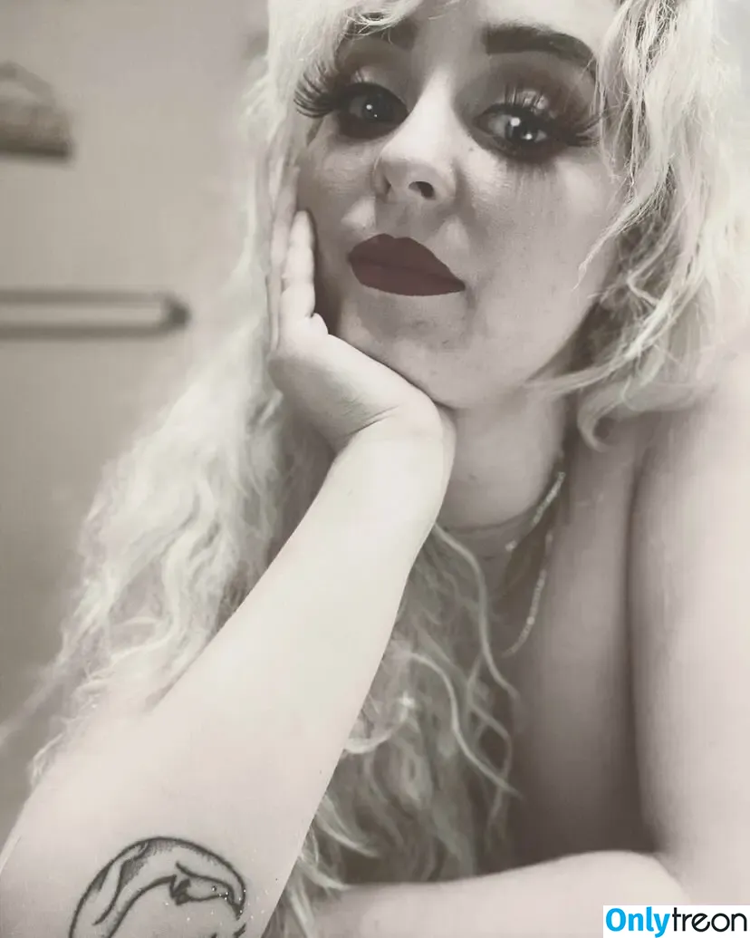 Mistress Trinity Faith nude photo #0014 (mistress_tfaith3 / mistresstfaith)