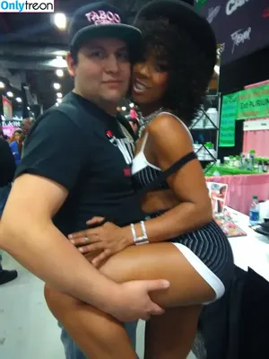 Misty Stone / mistystone / mistystonethelegend / mistystonexxx nude photo #0228
