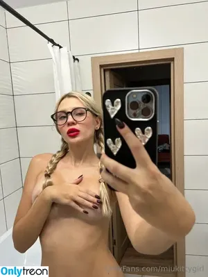 miukittygirl / imkittygirl фото голая #0031