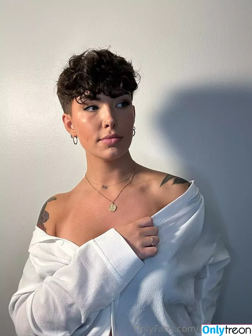 miyaacacia nude photo #0017 (miyaacacia)