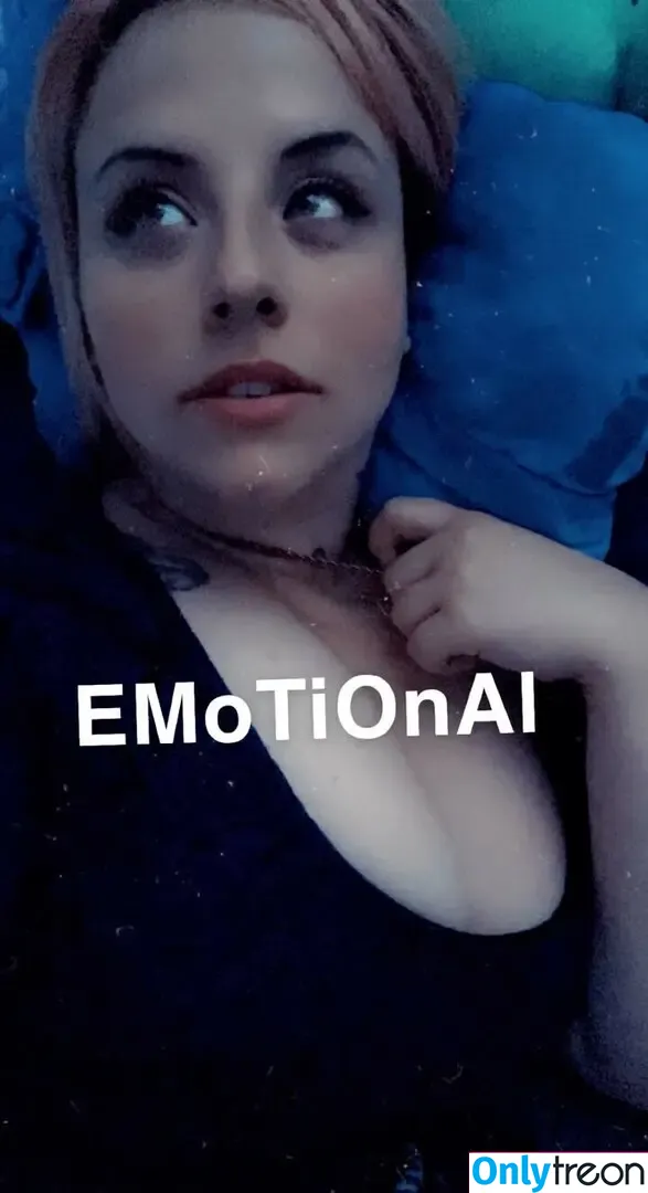 Miz.blu голая photo #0001 (mizblu / xxxsweatypiexxx)