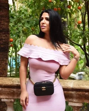 Mizz Ellaa ASMR / ellaaa / mizzellaa nude photo #0039