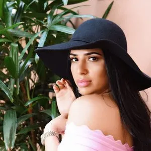 Mizz Ellaa ASMR / ellaaa / mizzellaa nude photo #0041