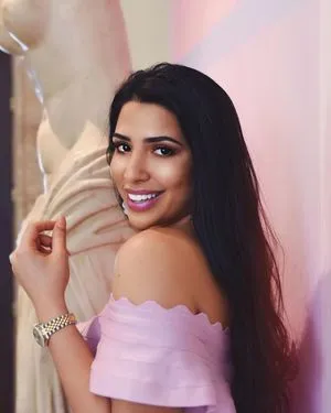 Mizz Ellaa ASMR / ellaaa / mizzellaa nude photo #0042