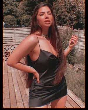 Mizz Ellaa ASMR / ellaaa / mizzellaa nude photo #0066