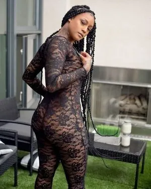 Mizz Twerksum / mizztwerksumoffical / theofficialmizztwerksum фото голая #0024