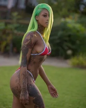 Mizz Twerksum / mizztwerksumoffical / theofficialmizztwerksum фото голая #0034