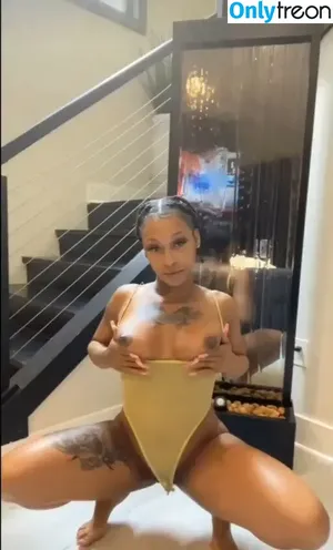 Mizz Twerksum / mizztwerksumoffical / theofficialmizztwerksum фото голая #0266