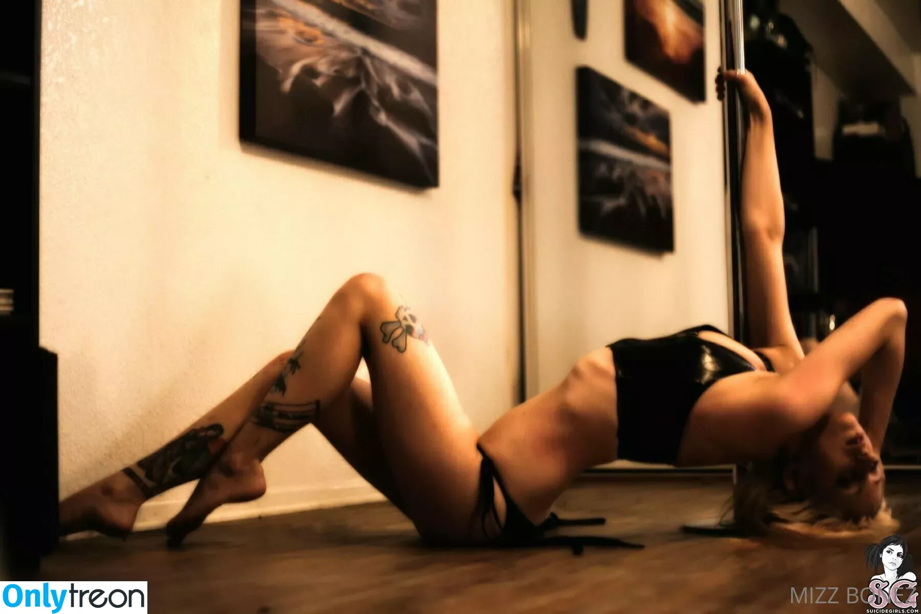 mizzbonez nude photo #0035 (mizz.bonez)