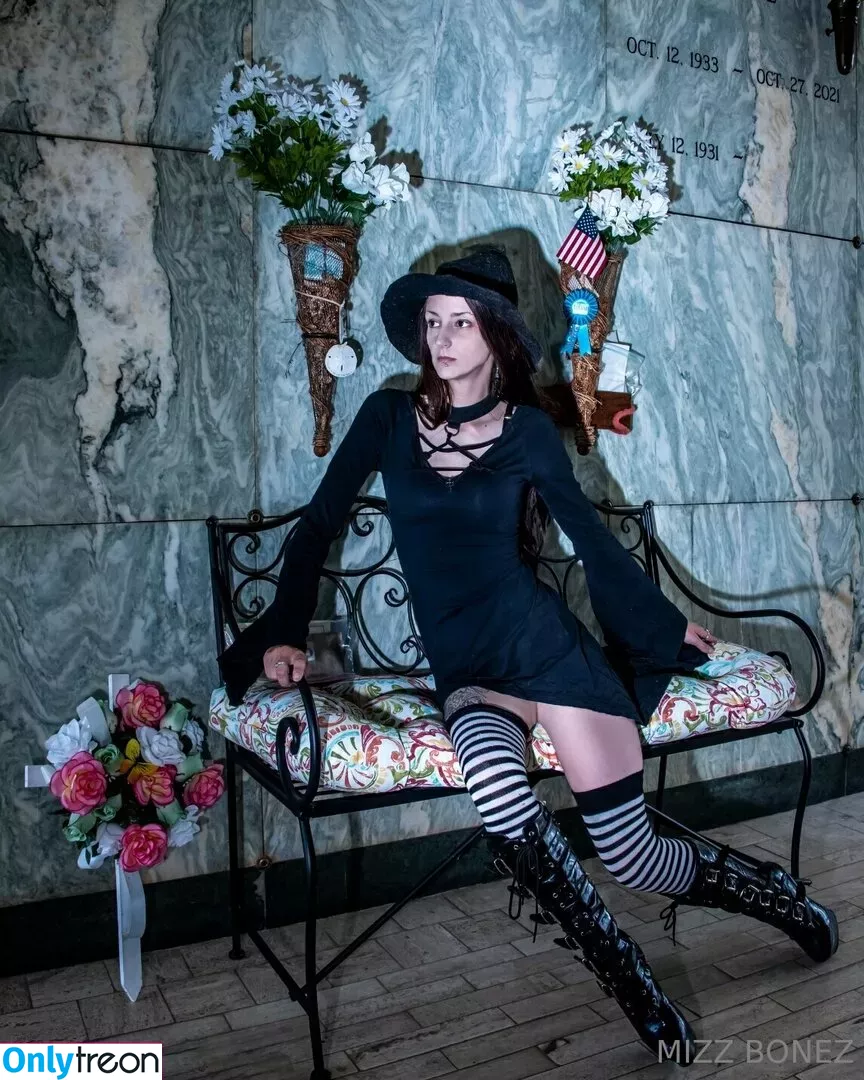 mizzbonez голая photo #0109 (mizz.bonez)