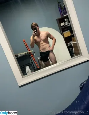 mjaxon12 / mrjaxon12 nude photo #0017