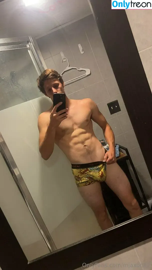 mjaxon12 nude photo #0012 (mrjaxon12)