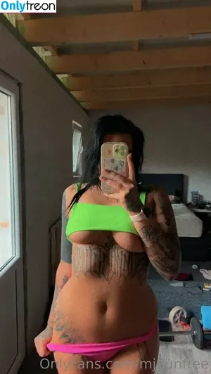  nude photo #0002