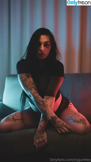  nude photo #0009