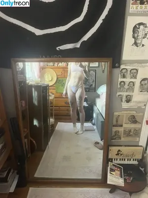 Mkultramilf nude photo #0019