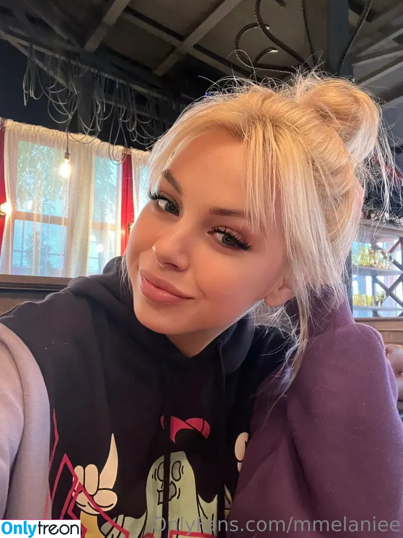 mmelaniee nude photo #0015 (mmelaniee)