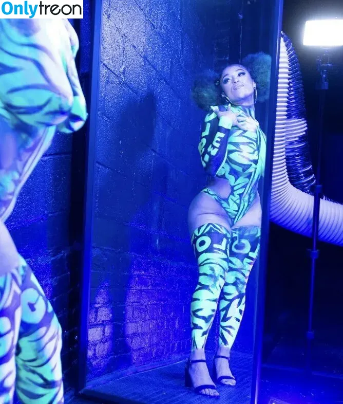 MO Spice nude photo #0006 (Safiyaswrld / edgesthroatgoat)