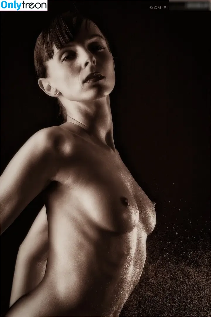 Model Cathy голая photo #0523 (modelcathy)