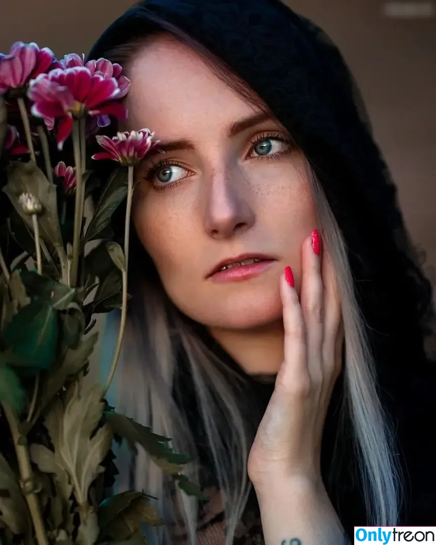Model Lisa Marie голая photo #0022 (lisa.hates.you)