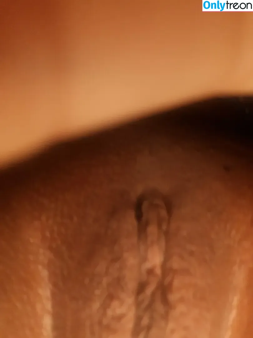 modernbritishrose nude photo #0376 (Louisa Mussington-Boreham / bigbootybritish / loumb)