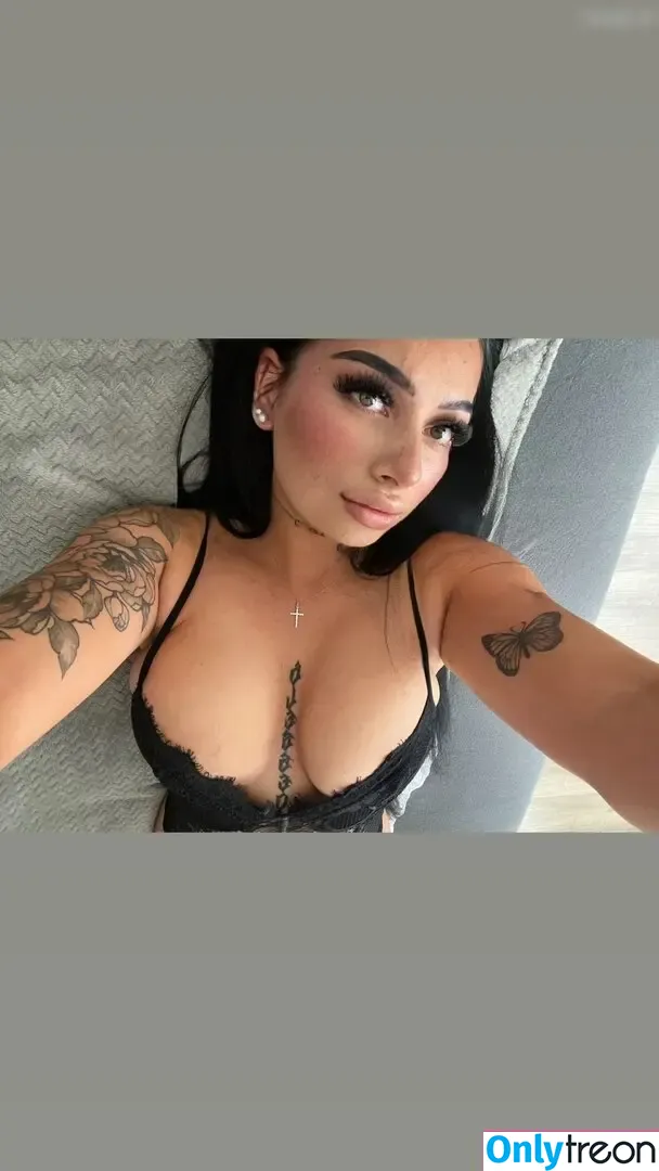 Moesha- Nadine nude photo #0069 (daddysliebling69 / moesha_nadine)