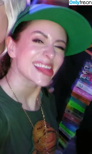 Mollie Damon / Star Wars Explained / molliemander фото голая #0054