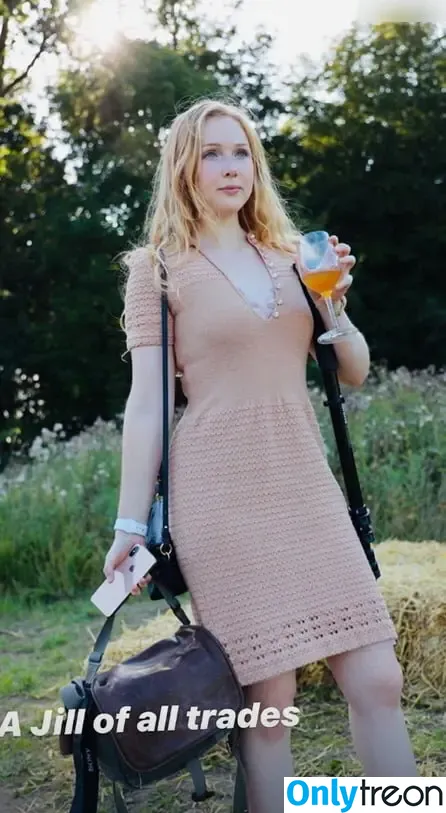 Molly C. Quinn голая photo #0047 (mollycaitlynquinn)