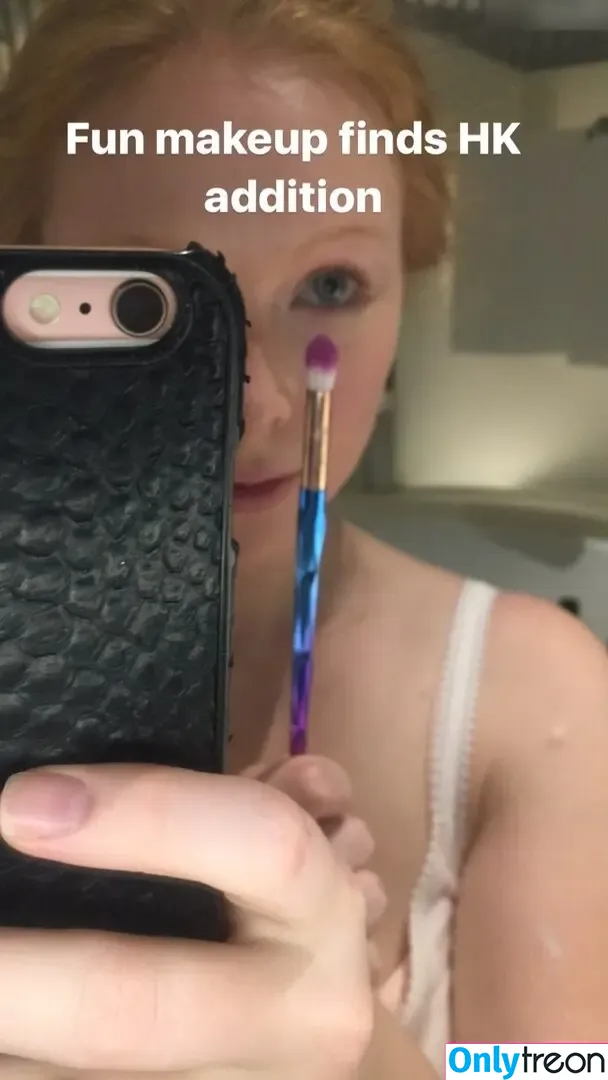 Molly C. Quinn nude photo #0071 (mollycaitlynquinn)
