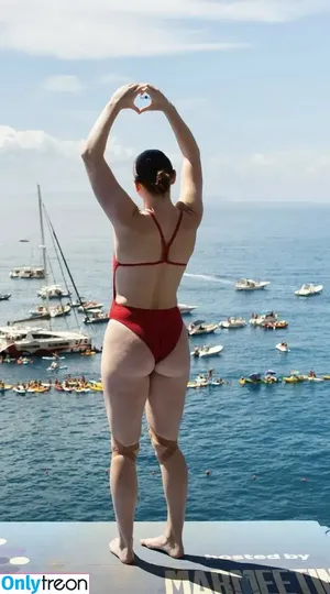 Molly Carlson / Canadian Diver / mollycarlson1 nude photo #0279