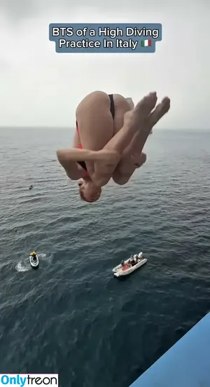 Molly Carlson / Canadian Diver / mollycarlson1 nude photo #0283