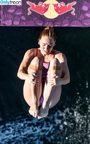 Molly Carlson / Canadian Diver / mollycarlson1 nude photo #0285