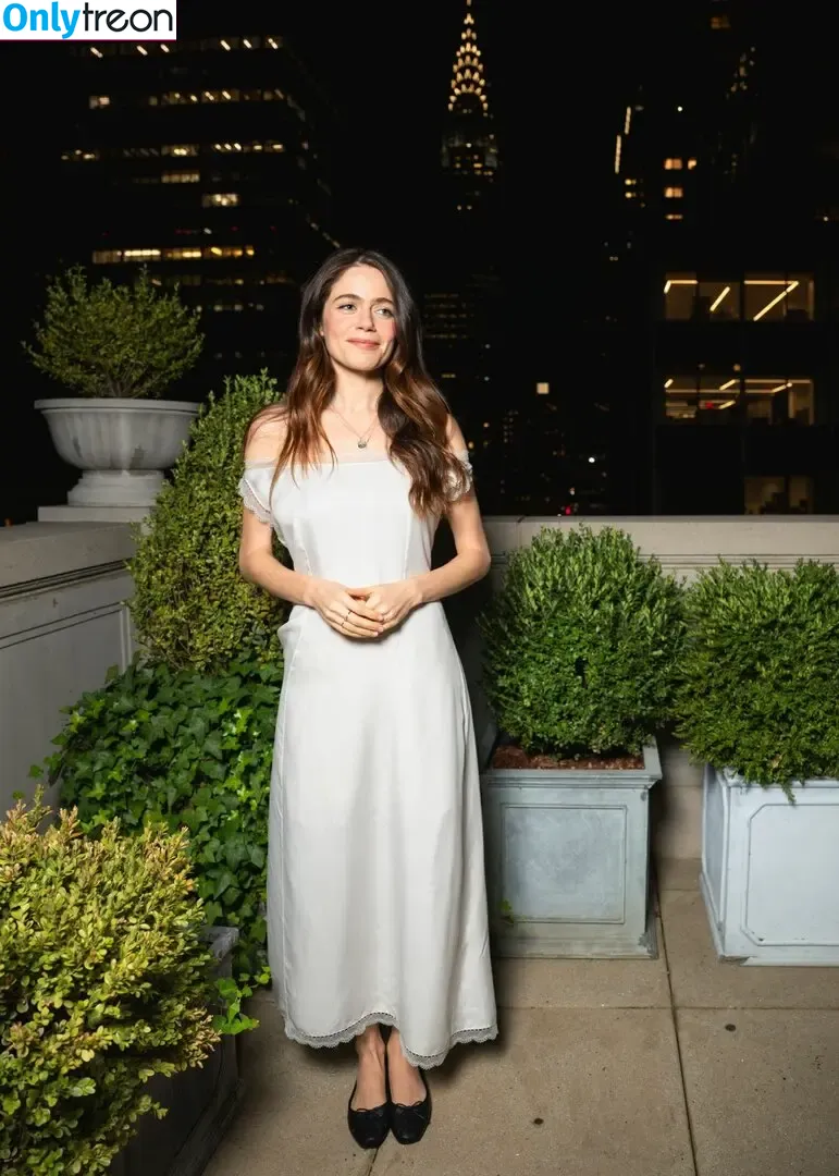 Molly Gordon nude photo #0328 (crashgordon / mollsterg)