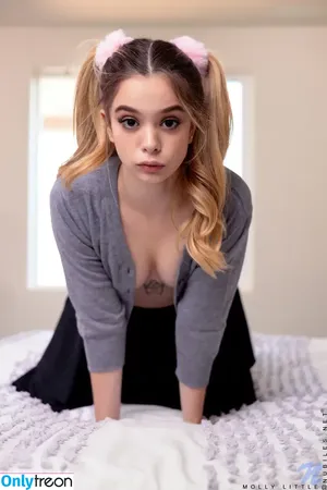 Molly Little / Maybemollyy / maybemollyyy nude photo #0024